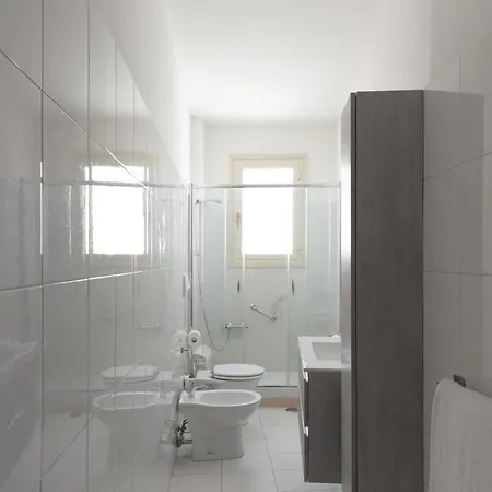 Luminoso A Due Passi Da Trastevere *